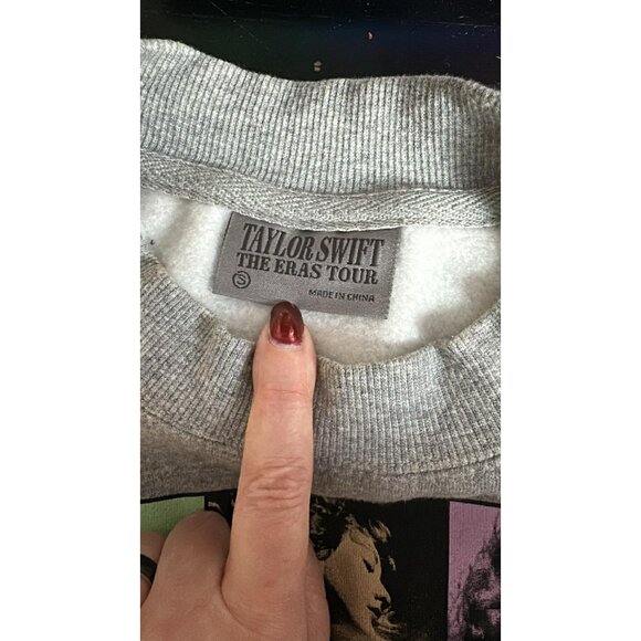 Taylor Swift The Eras Tour Heather Gray Crewneck Sweatshirt Size Small Colorful - Picture 3 of 4